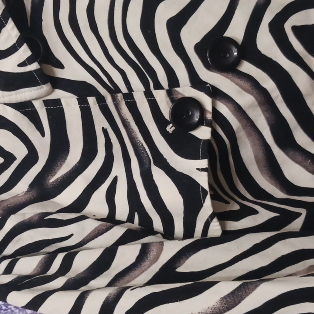Jacket - Picture 2 of 8
